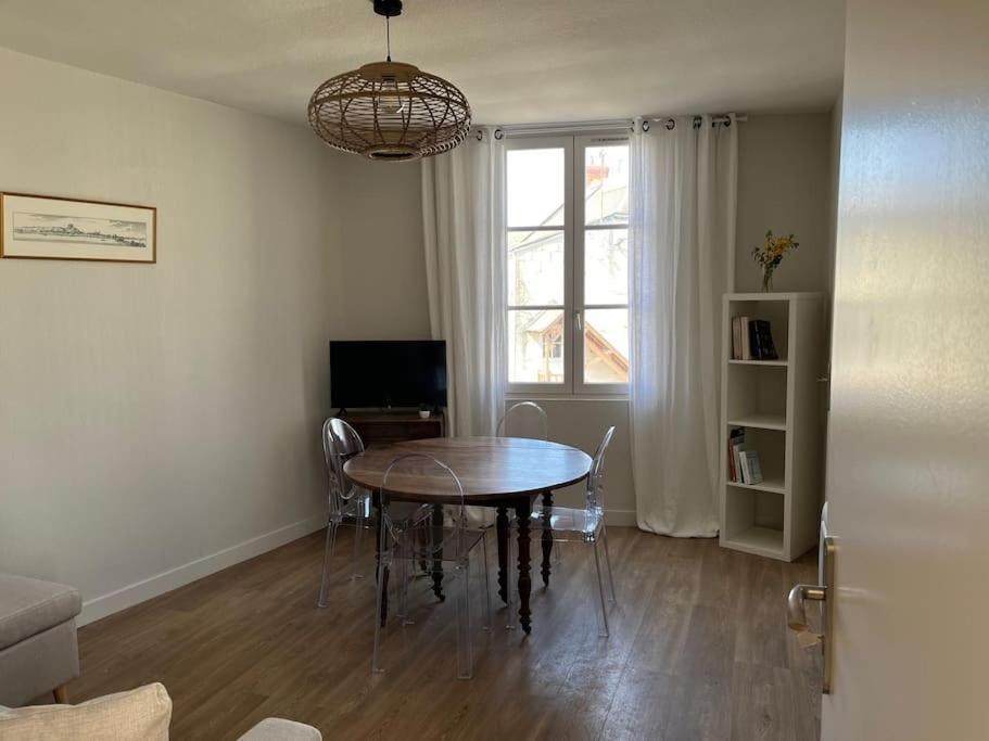 Les Marronniers Appartement Centre Saumur Bord De Loire Exterior photo